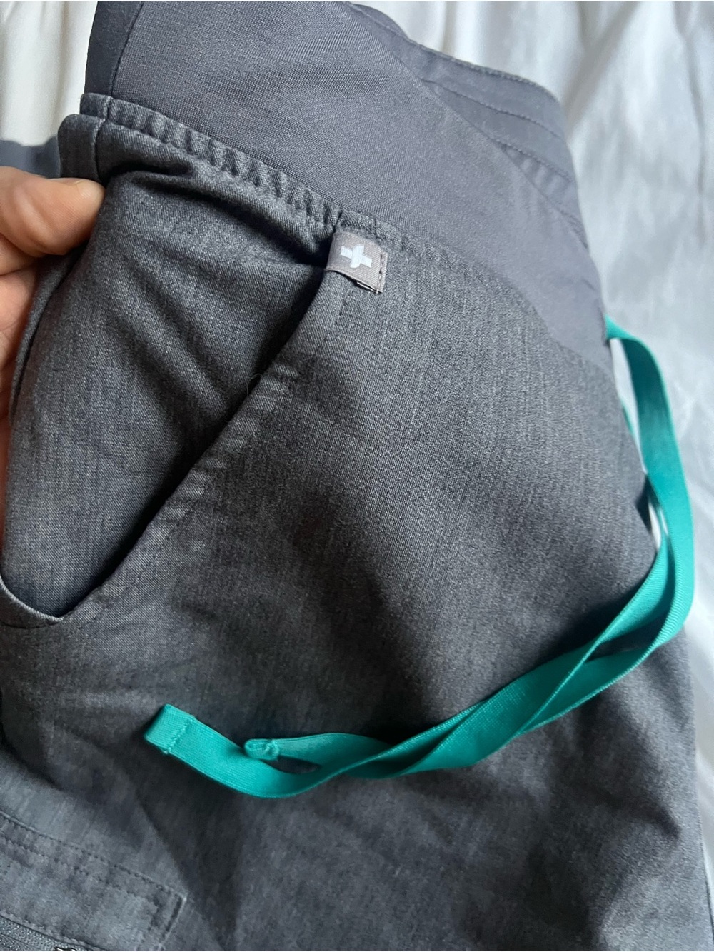 Fig Woman’s Scrub Pants
